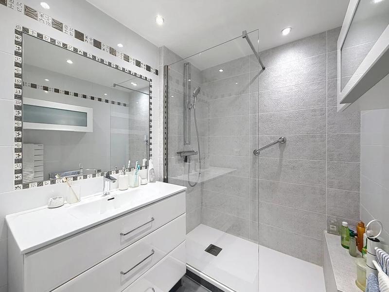 Appartement - 94 m² - 4 pièces