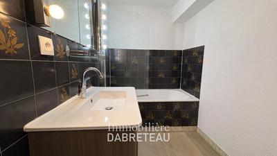 Studio - 33 m² - 1 pièce