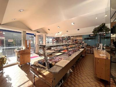 Fonds de commerce - 180 m²