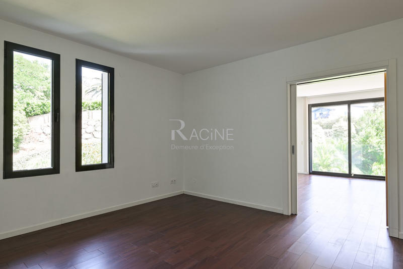 Villa - 310 m² - 7 pièces