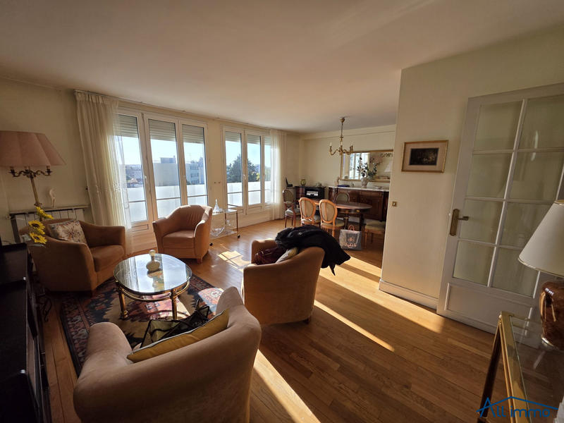 Appartement - 75 m² - 4 pièces