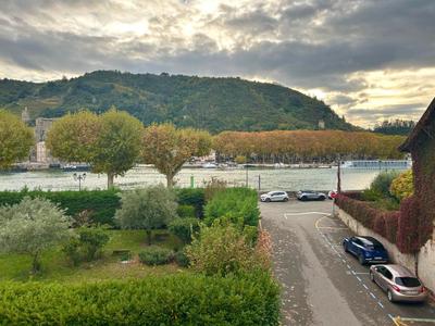 Appartement - 94 m² - 4 pièces