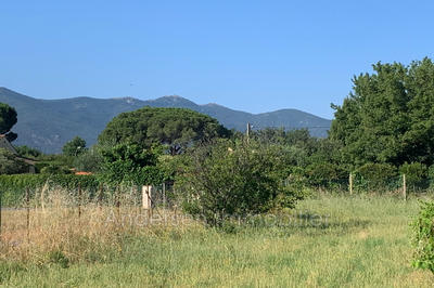 Terrain - 933 m²