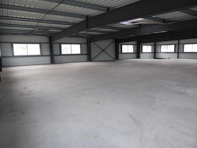 Local d'activité / Entrepôt - 553 m²