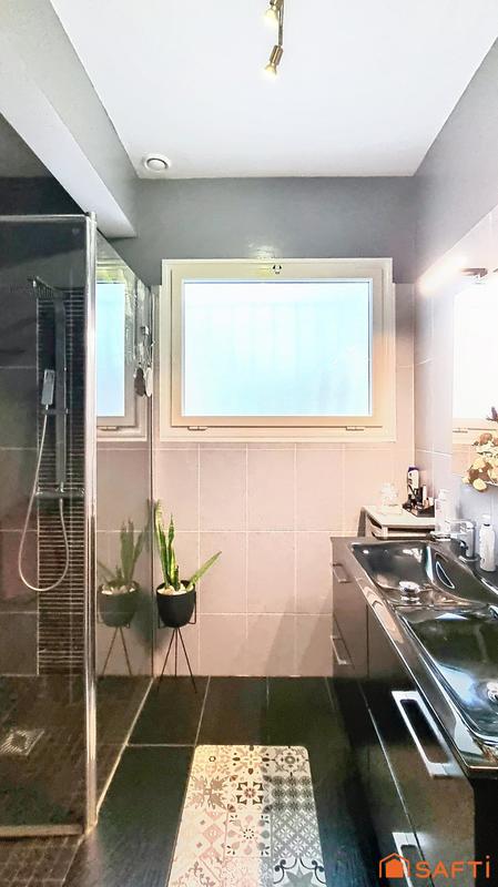 Maison - 160 m² - 7 pièces