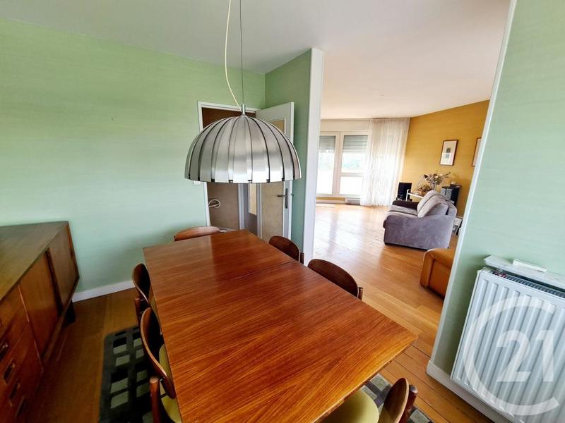 Appartement - 75 m² - 4 pièces