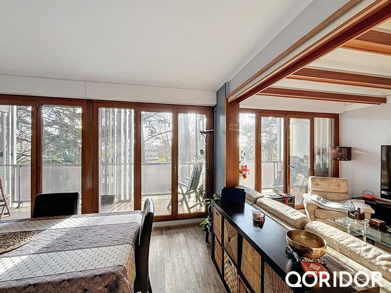 Appartement - 109 m² - 3 pièces