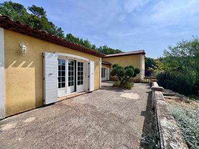 Maison - 223 m² - 6 pièces