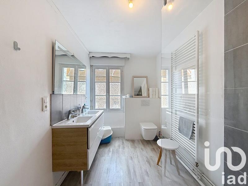 Maison - 112 m² - 6 pièces