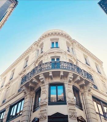 Appartement bourgeois - 200 m² - 6 pièces