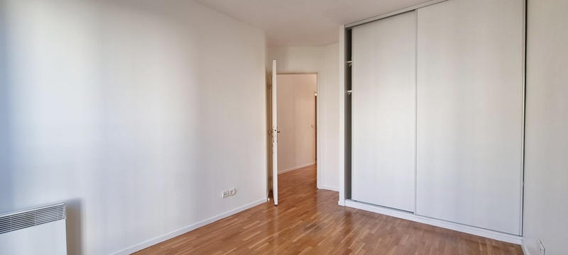Appartement - 81 m² - 3 pièces