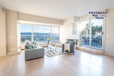 Appartement - 200 m² - 6 pièces