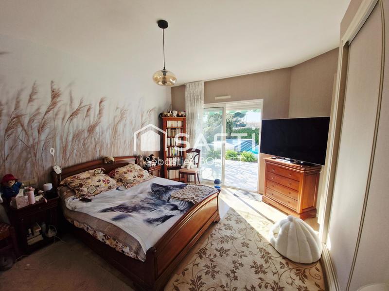 Maison - 157 m² - 7 pièces