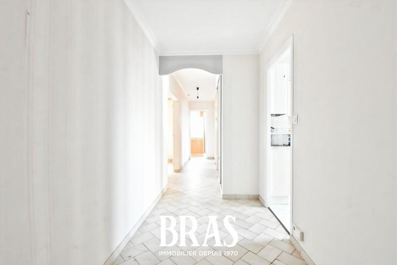 Appartement - 79 m² - 4 pièces