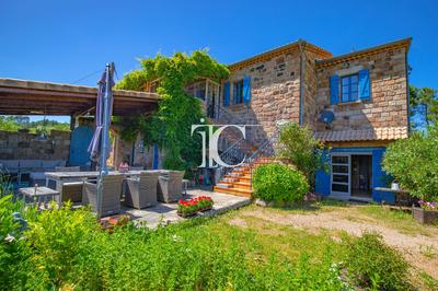 Maison - 301 m² - 8 pièces