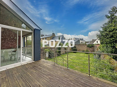 Maison - 265 m² - 9 pièces