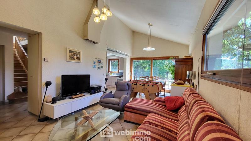 Maison - 128 m² - 7 pièces