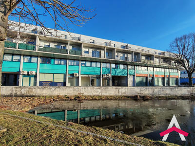 Local d'activités - 127 m²