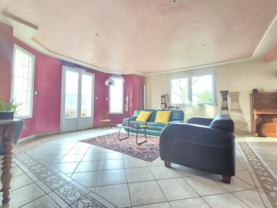 Maison contemporaine - 151 m² - 6 pièces