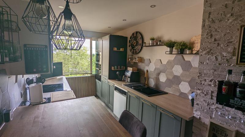 Appartement - 86 m² - 4 pièces