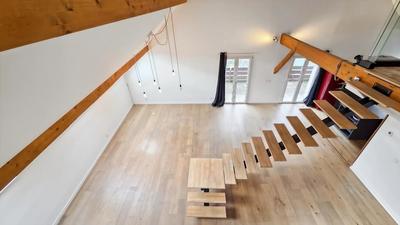 Loft - 169 m² - 4 pièces