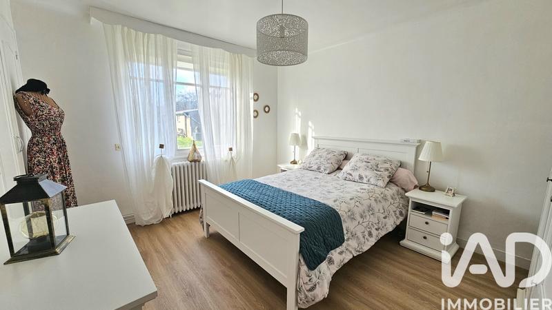 Maison - 93 m² - 4 pièces