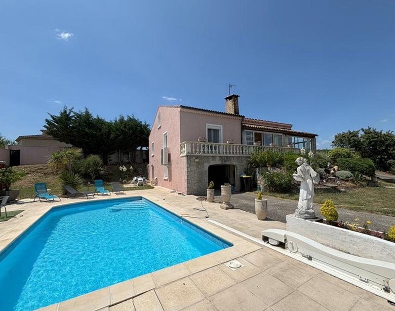 Maison - 133 m² - 4 pièces