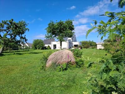 Maison - 122 m² - 8 pièces