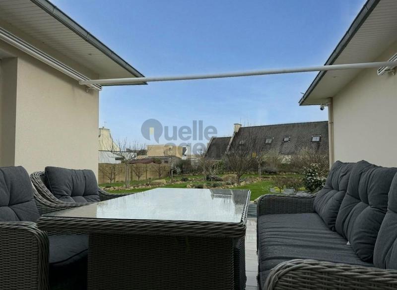 Maison - 143 m² - 7 pièces