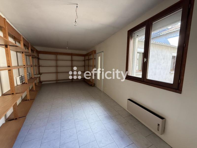 Appartement - 330 m² - 7 pièces