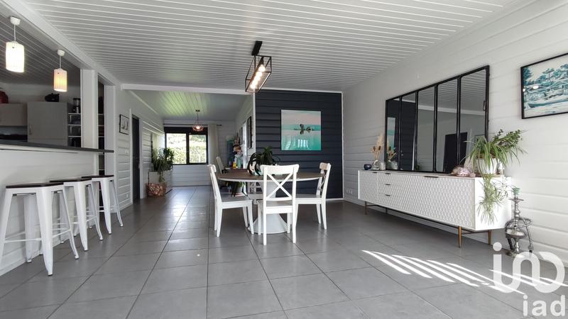 Maison - 230 m² - 6 pièces