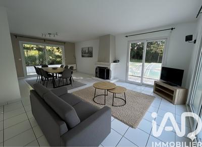 Maison - 147 m² - 6 pièces