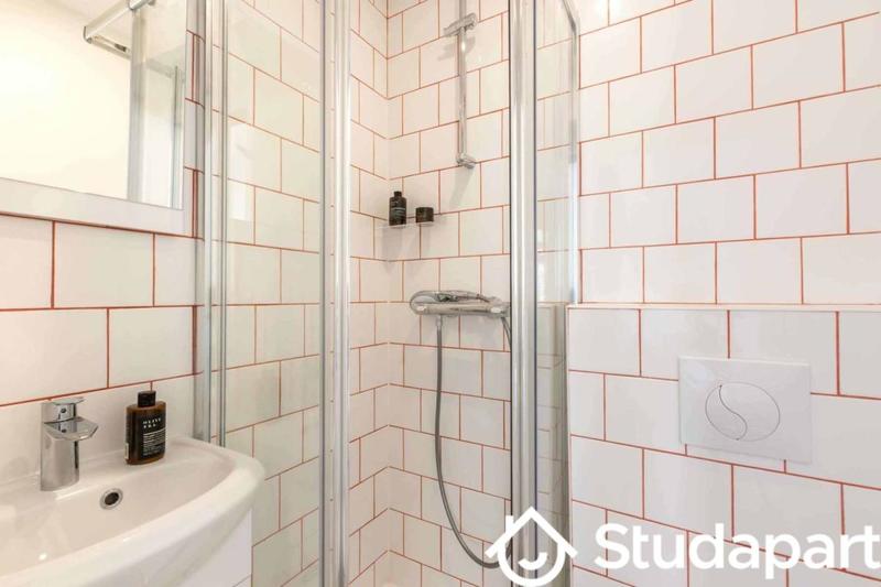 Chambre - 14 m² - 1 pièce