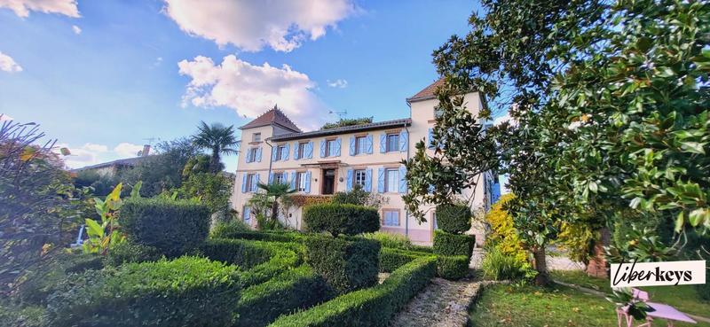 Maison bourgeoise - 400 m² - 10 pièces