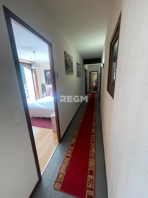 Maison - 161 m² - 6 pièces