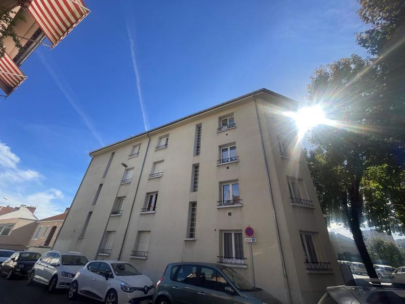 Appartement ancien - 45 m² - 2 pièces