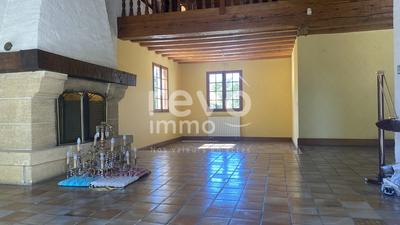 Maison - 173 m² - 7 pièces