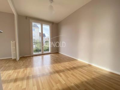 Appartement - 65 m² - 4 pièces