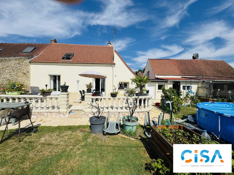 Maison - 90 m² - 4 pièces