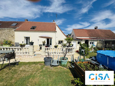 Maison - 90 m² - 4 pièces