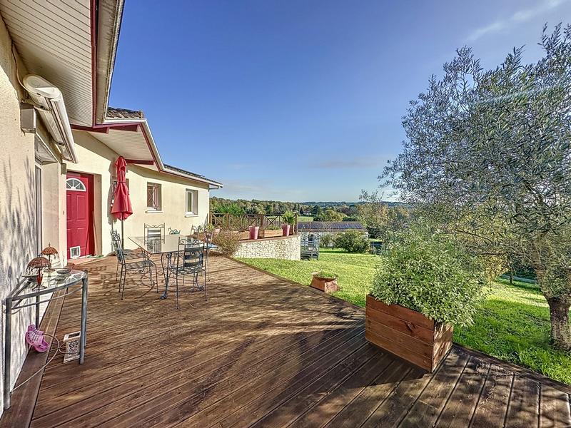 Maison contemporaine - 122 m² - 5 pièces