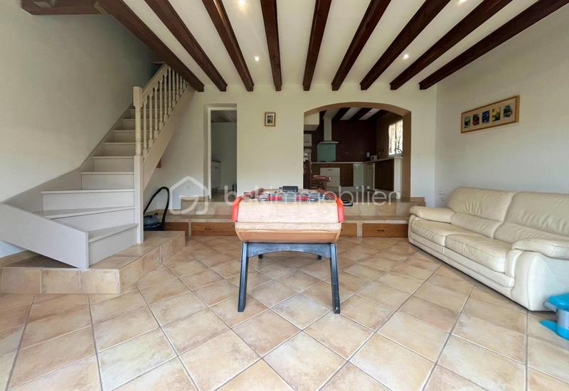 Maison - 265 m² - 13 pièces