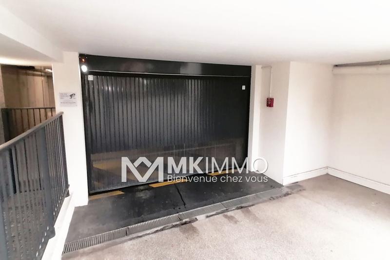 Parking / Garage - 13 m²