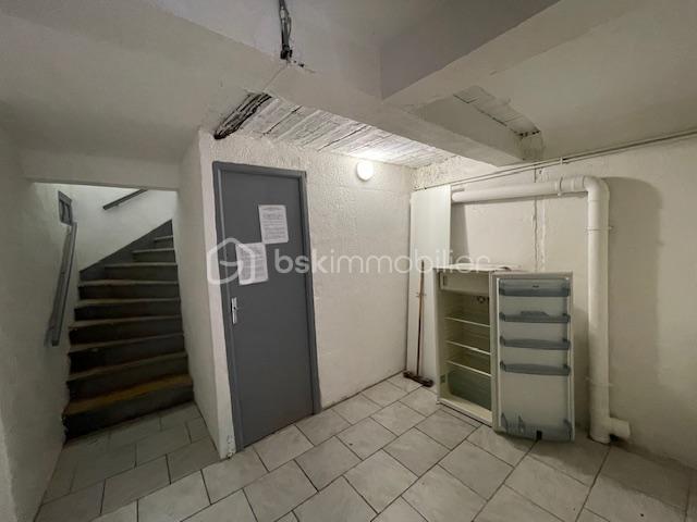 Immeuble - 73 m² - 4 pièces