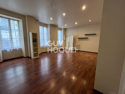 Appartement - 64 m² - 2 pièces