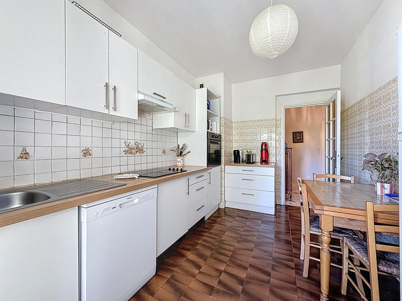 Appartement - 104 m² - 4 pièces