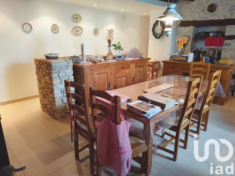 Maison - 180 m² - 6 pièces