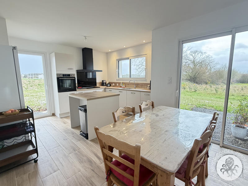 Maison - 86 m² - 4 pièces