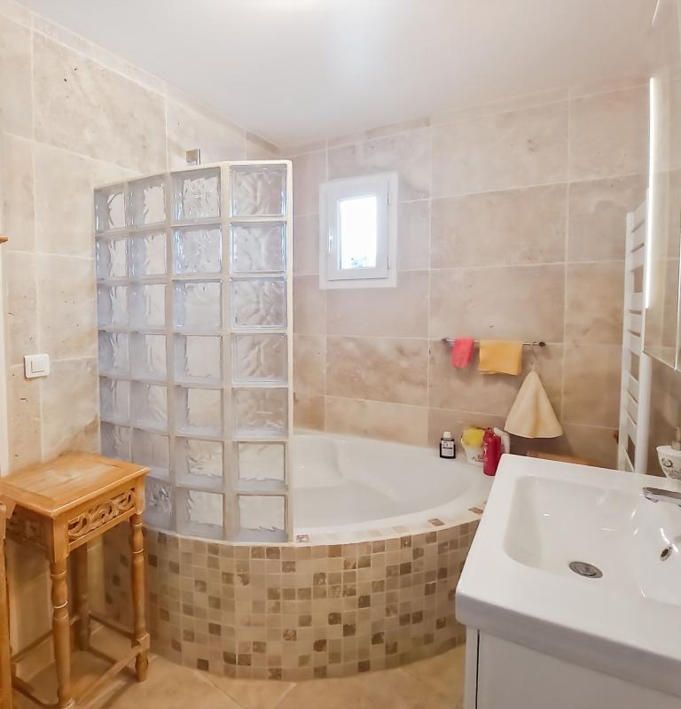 Villa - 196 m² - 6 pièces