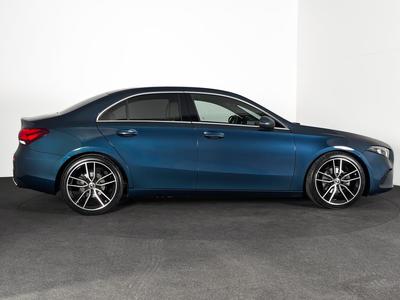 Mercedes Classe a Berline 180d 7g-Dct Cuir Chauff Regul Grand Gps Digital Cockpit Camera Tel 116 Ch